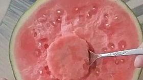 大铁勺吃瓜,揭秘娱乐圈的甜蜜与苦涩